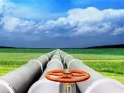 Oil Prices Climb Above $107 as Saudi Pipeline Shutdown Deepens Supply Fears