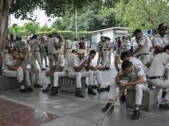 India Cracks Down Ahead of ‘Cockroach Party’ Rally as Protesters Demand Election Chief’s Resignation